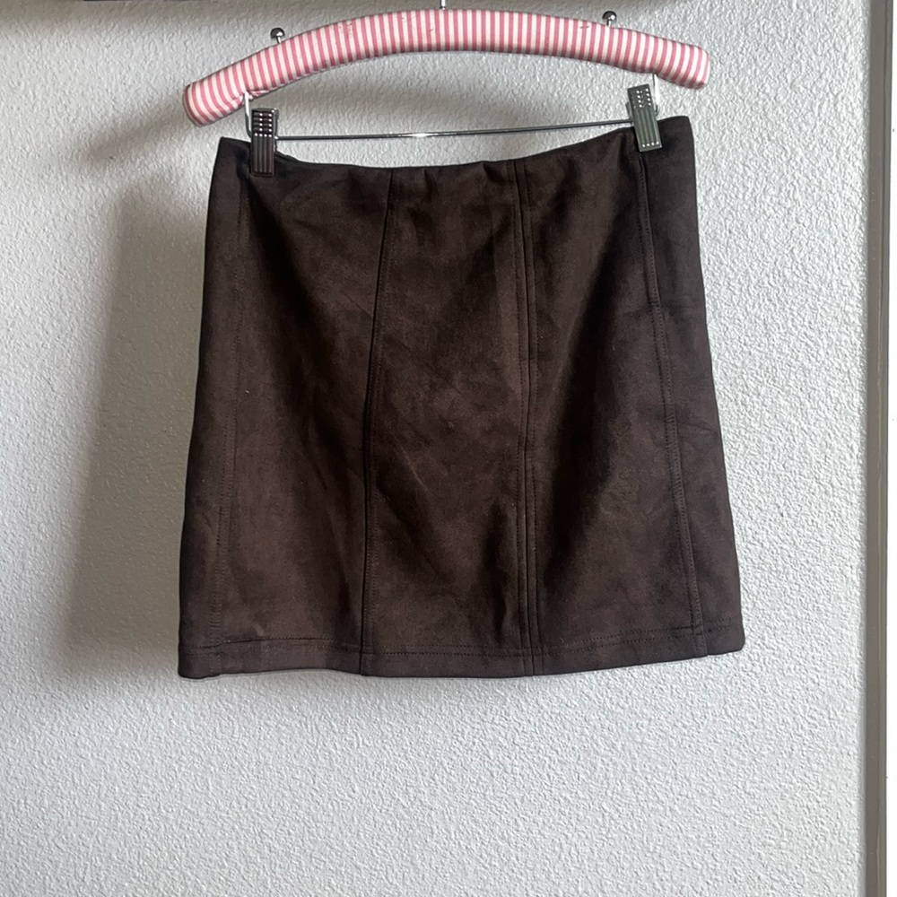 short brown skirt
